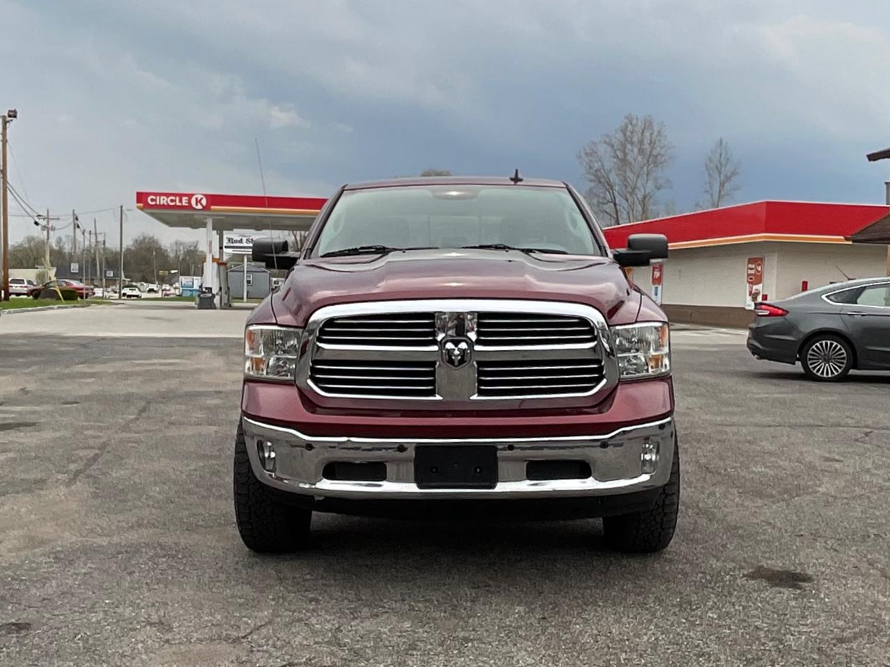 RAM 1500 SLT Crew Cab SWB 4WD 2017