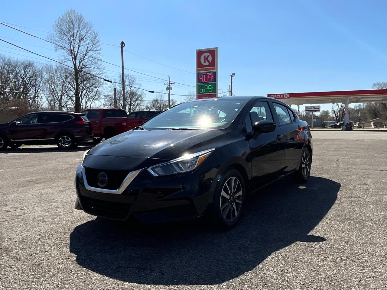 Nissan Versa SV 2021