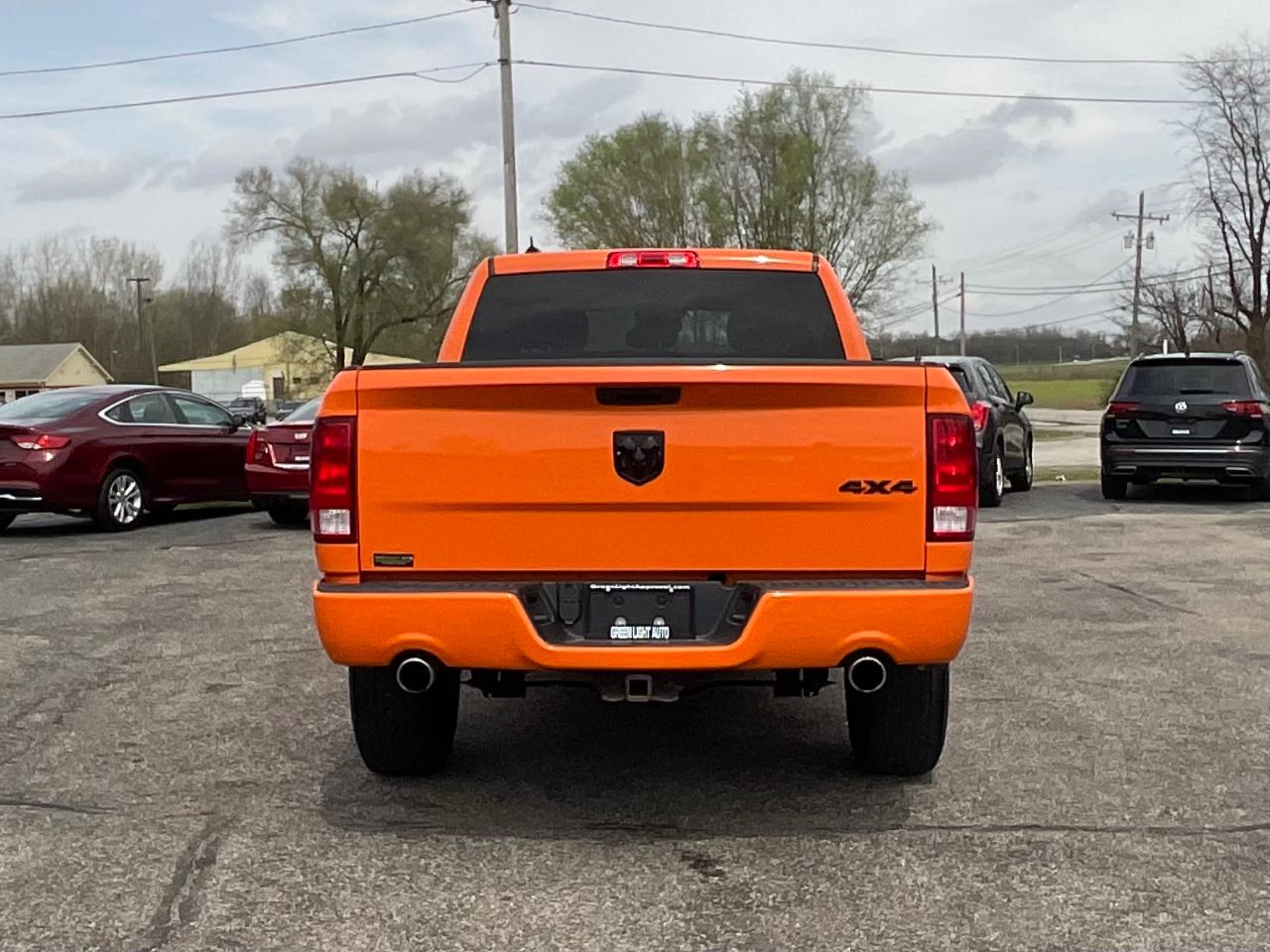 RAM 1500 Classic Tradesman Crew Cab SWB 4WD 2019
