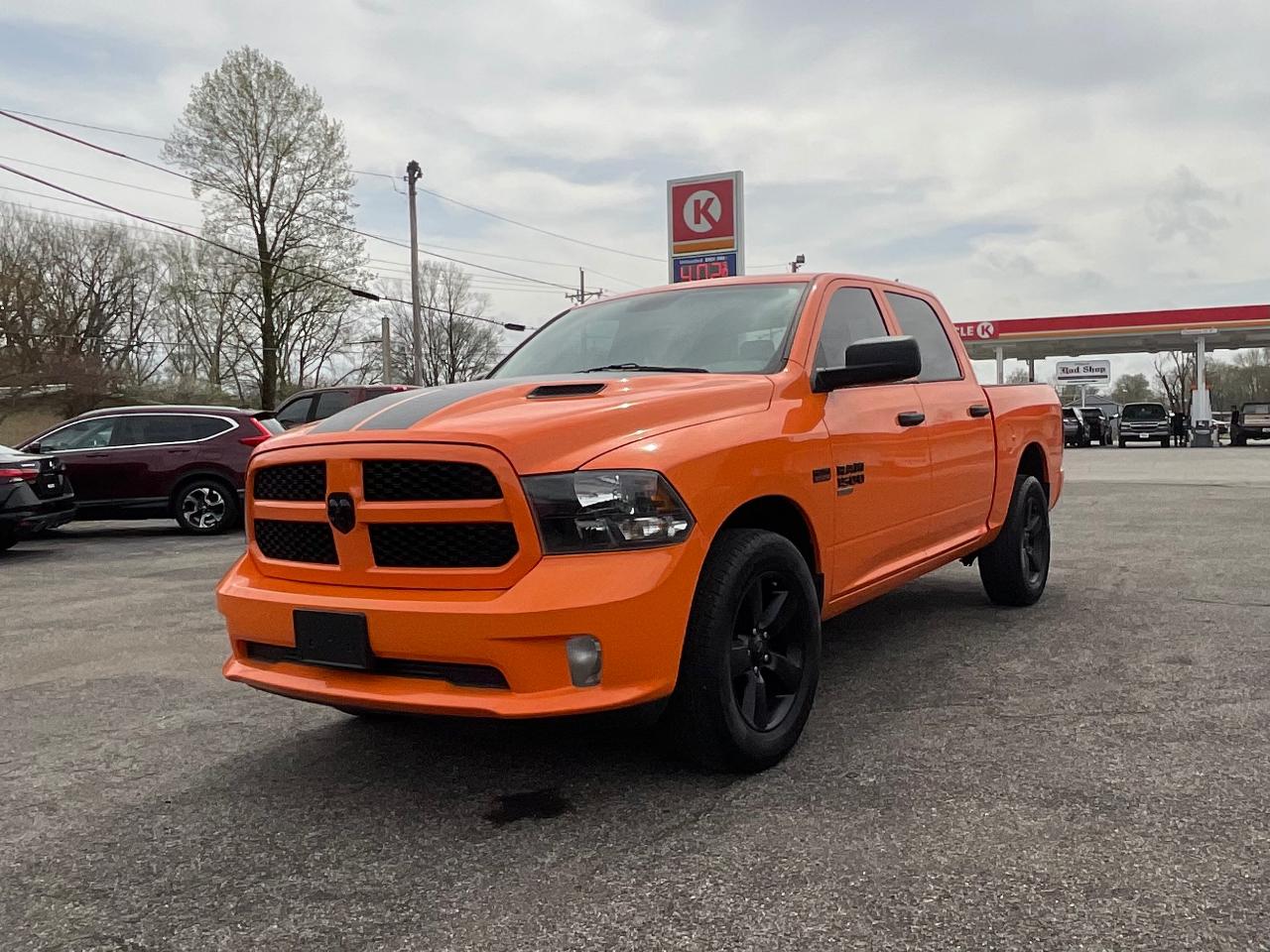 RAM 1500 Classic Tradesman Crew Cab SWB 4WD 2019