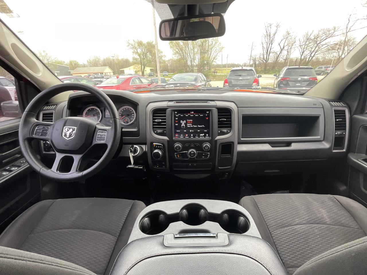 RAM 1500 Classic Tradesman Crew Cab SWB 4WD 2019