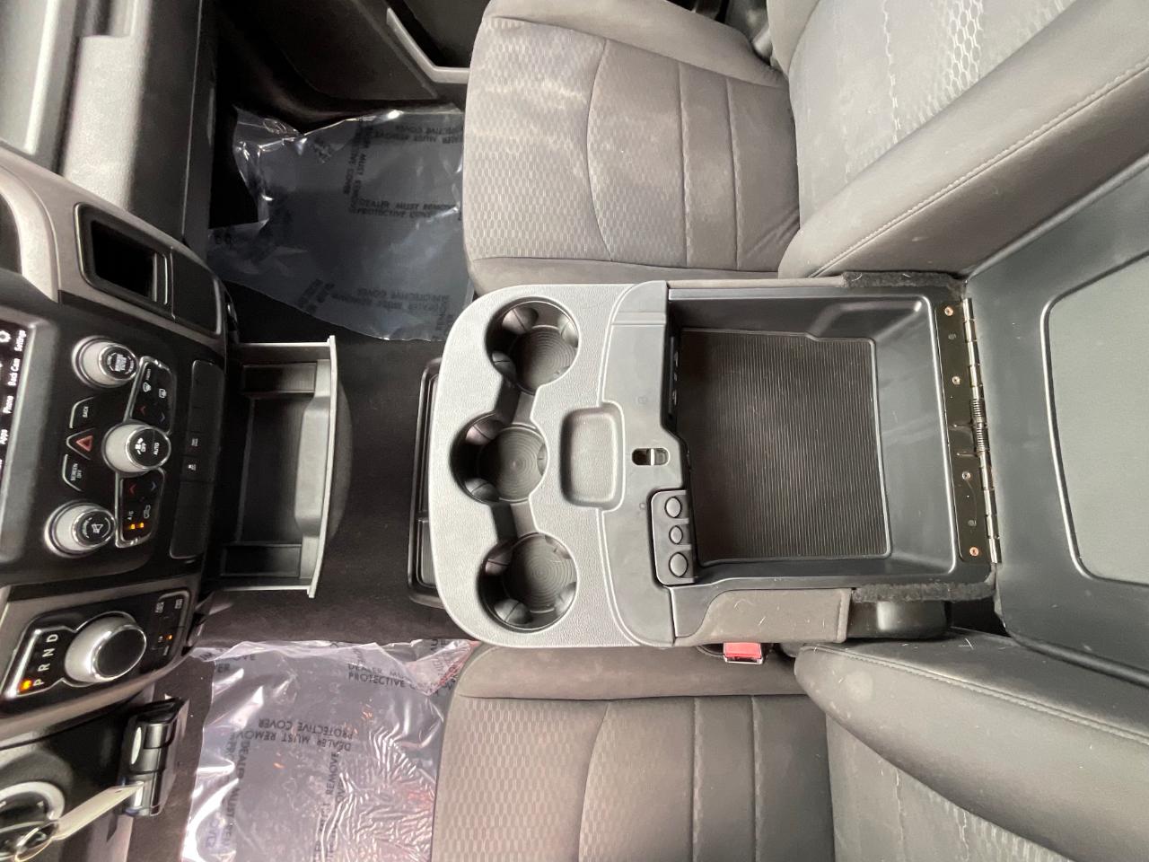 RAM 1500 Classic Tradesman Crew Cab SWB 4WD 2019