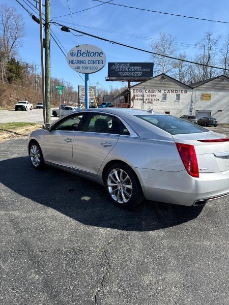 Cadillac XTS 4dr Sdn Luxury Collection FWD 2014