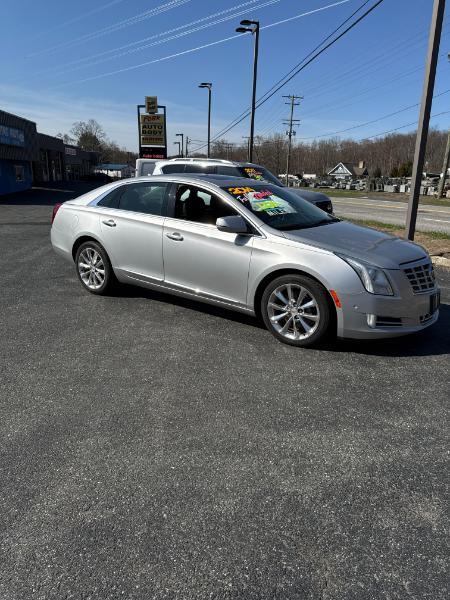 Cadillac XTS 4dr Sdn Luxury Collection FWD 2014