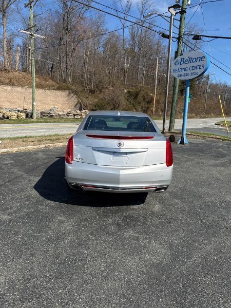 Cadillac XTS 4dr Sdn Luxury Collection FWD 2014