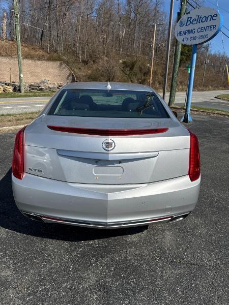 Cadillac XTS 4dr Sdn Luxury Collection FWD 2014