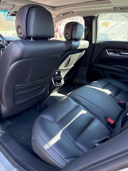 Cadillac XTS 4dr Sdn Luxury Collection FWD 2014