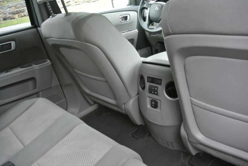 Honda Pilot LX 2WD 5-Spd AT 2013