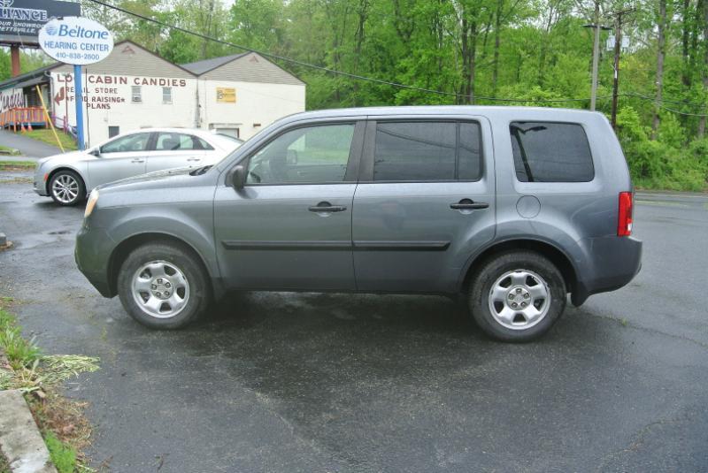 Honda Pilot LX 2WD 5-Spd AT 2013