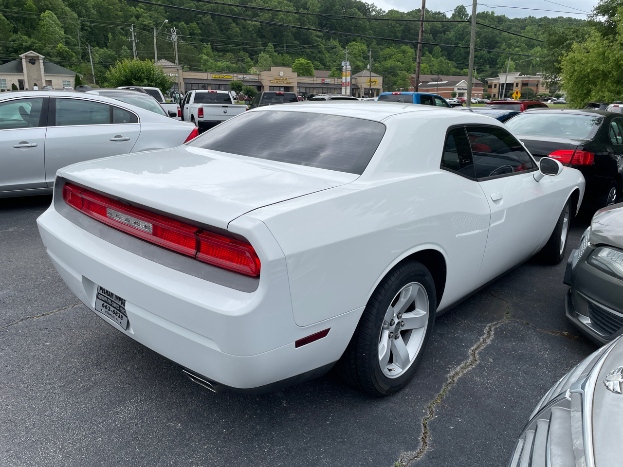 Dodge Challenger 2dr Cpe SXT 2012