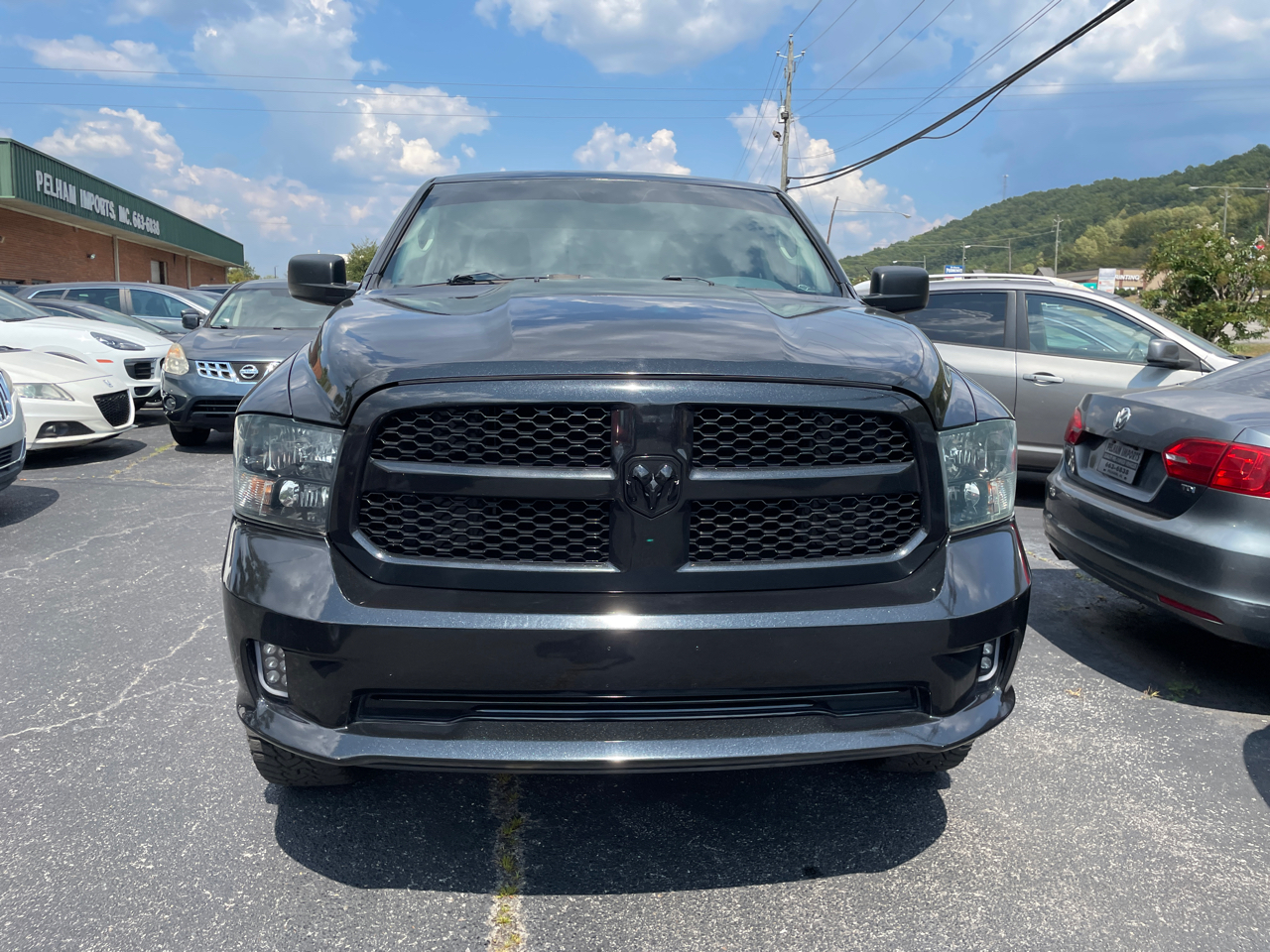 RAM 1500 4WD Quad Cab 140.5" Express 2016 RAM 1500 4WD Quad Cab 140.5" Express 2016