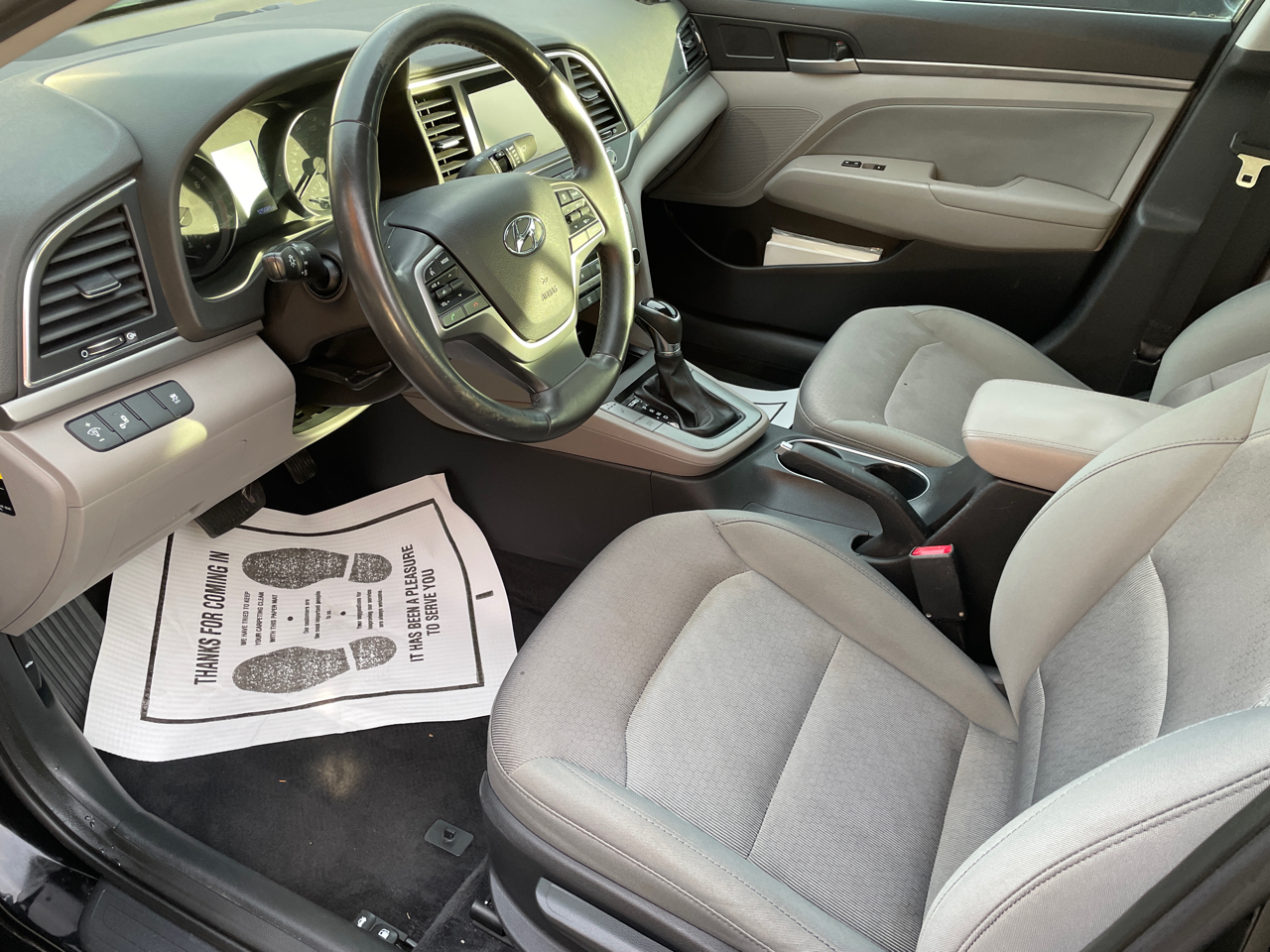 2017 Hyundai Elantra Eco photo 3