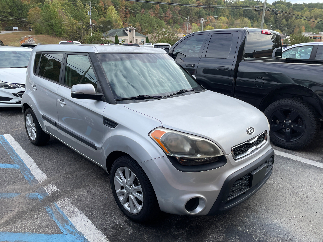 Kia Soul 5dr Wgn Auto + 2012 Kia Soul 5dr Wgn Auto + 2012