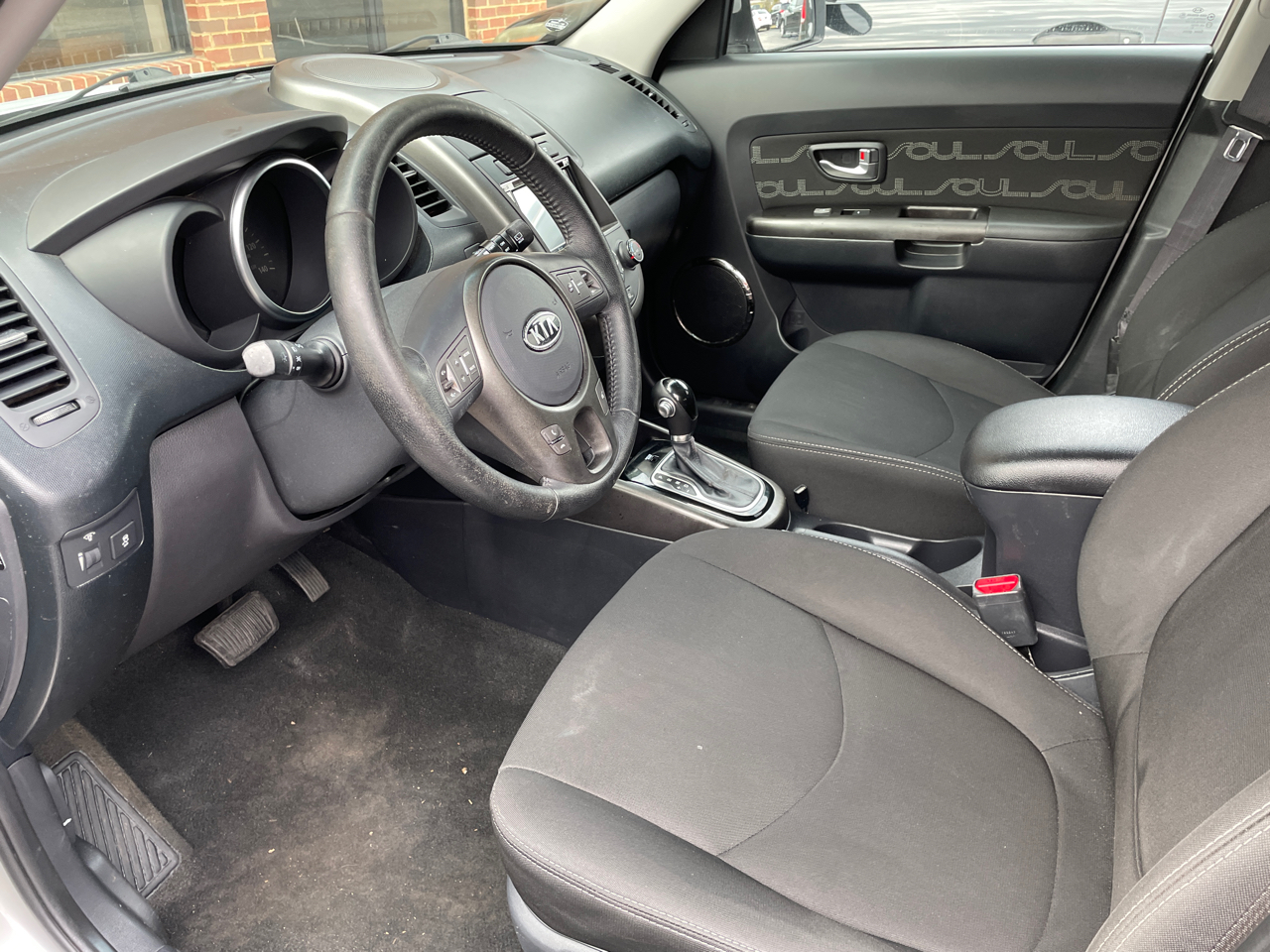 Kia Soul 5dr Wgn Auto + 2012 Kia Soul 5dr Wgn Auto + 2012