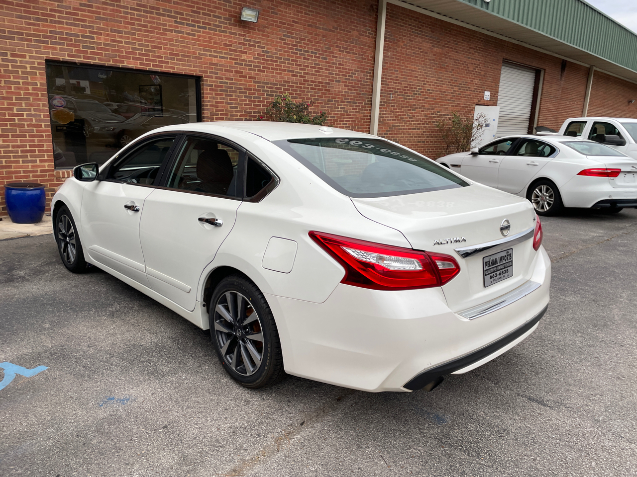 Nissan Altima 4dr Sdn I4 2.5 SL 2016 Nissan Altima 4dr Sdn I4 2.5 SL 2016
