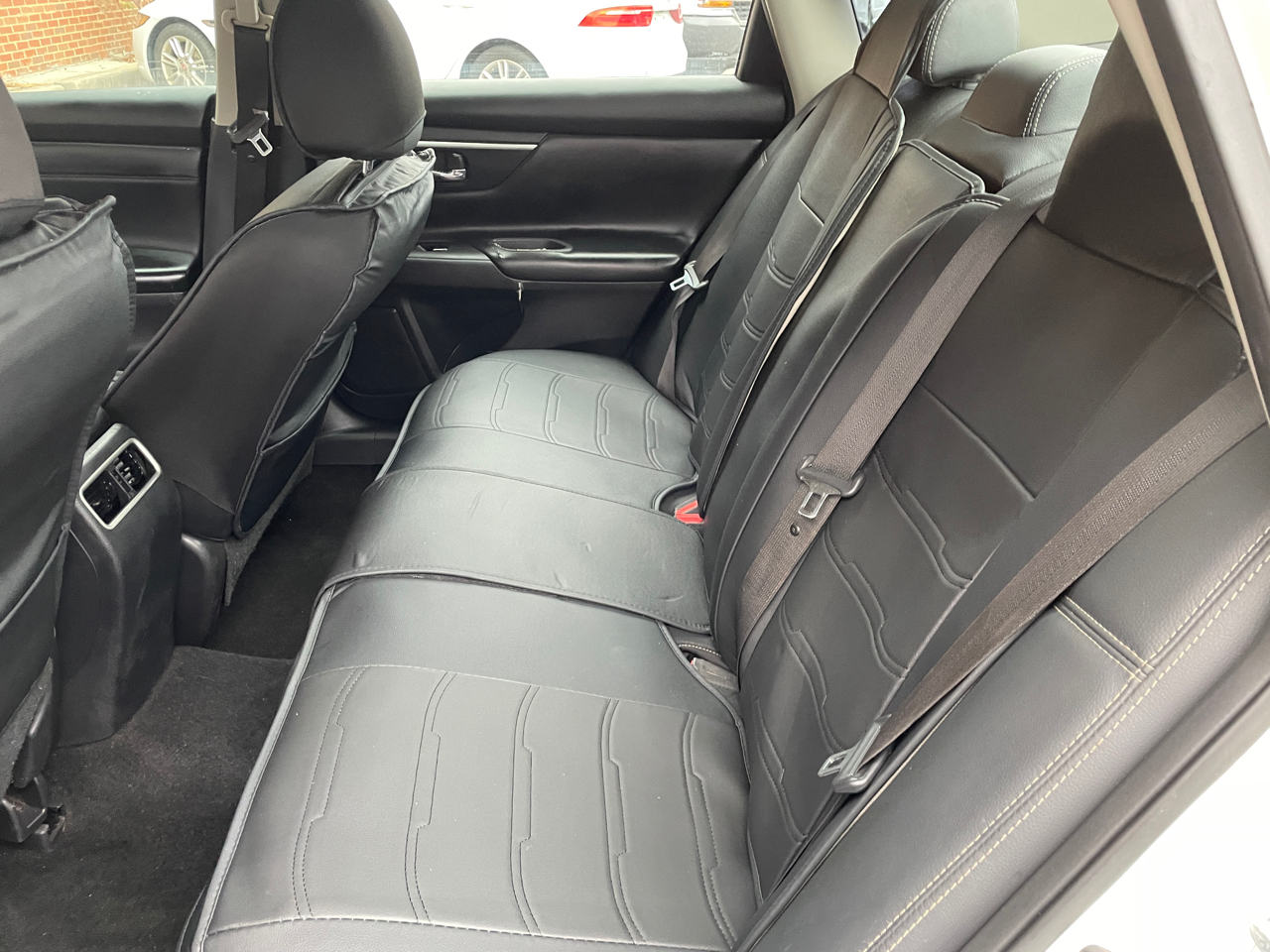 Nissan Altima 4dr Sdn I4 2.5 SL 2016 Nissan Altima 4dr Sdn I4 2.5 SL 2016