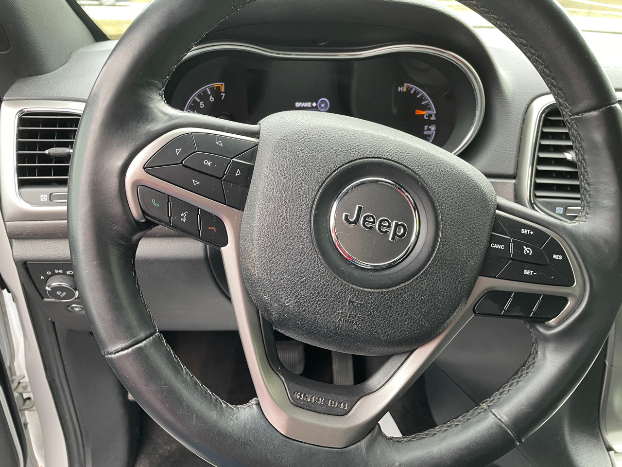 Jeep Grand Cherokee Laredo E 4x4 *Ltd Avail* 2018 Jeep Grand Cherokee Laredo E 4x4 *Ltd Avail* 2018