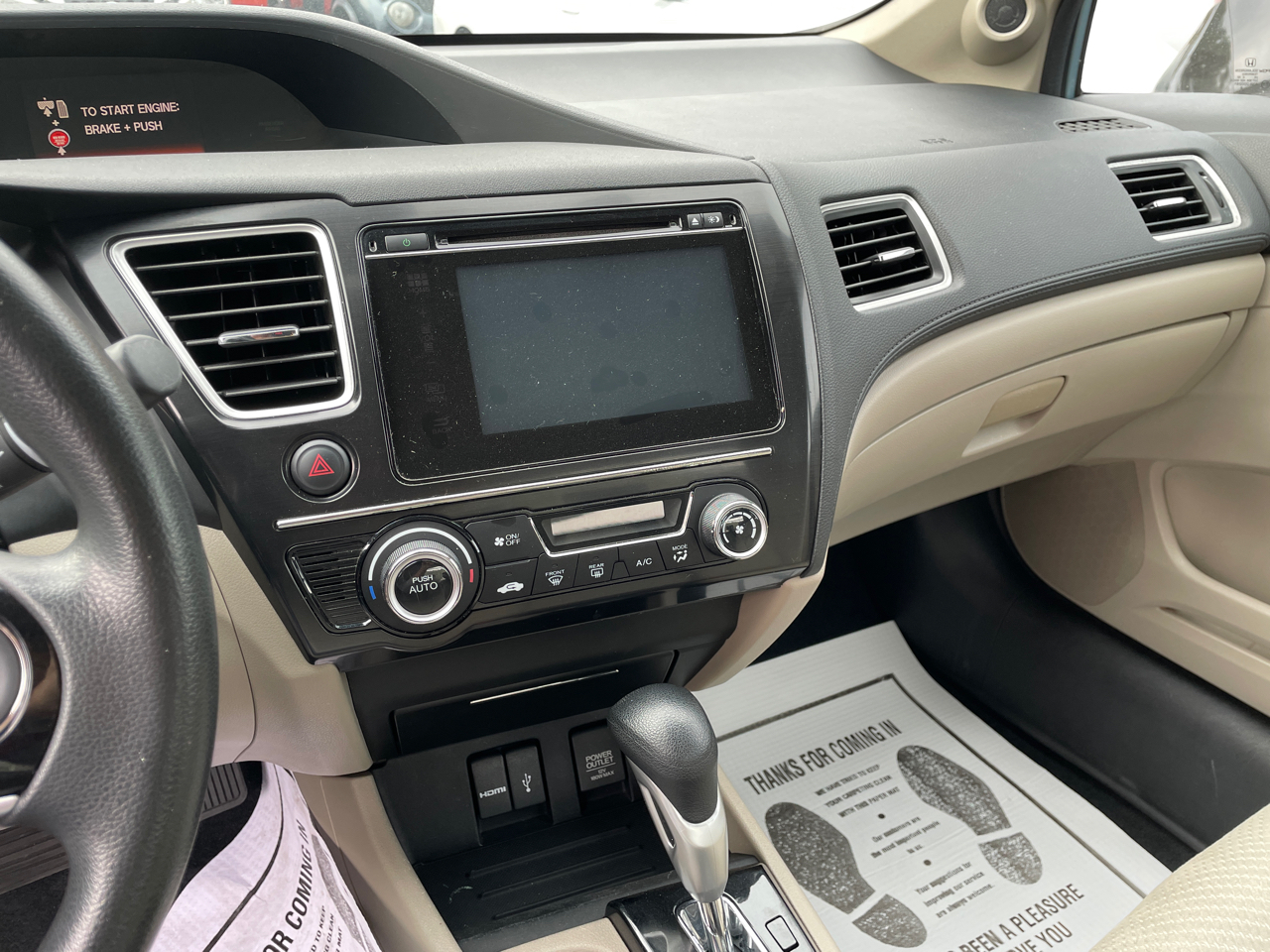 Honda Civic Hybrid 4dr Sdn L4 CVT 2015 Honda Civic Hybrid 4dr Sdn L4 CVT 2015