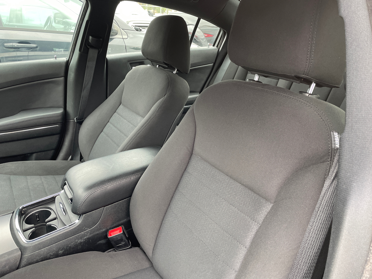 Dodge Charger 4dr Sdn SE RWD 2012 Dodge Charger 4dr Sdn SE RWD 2012