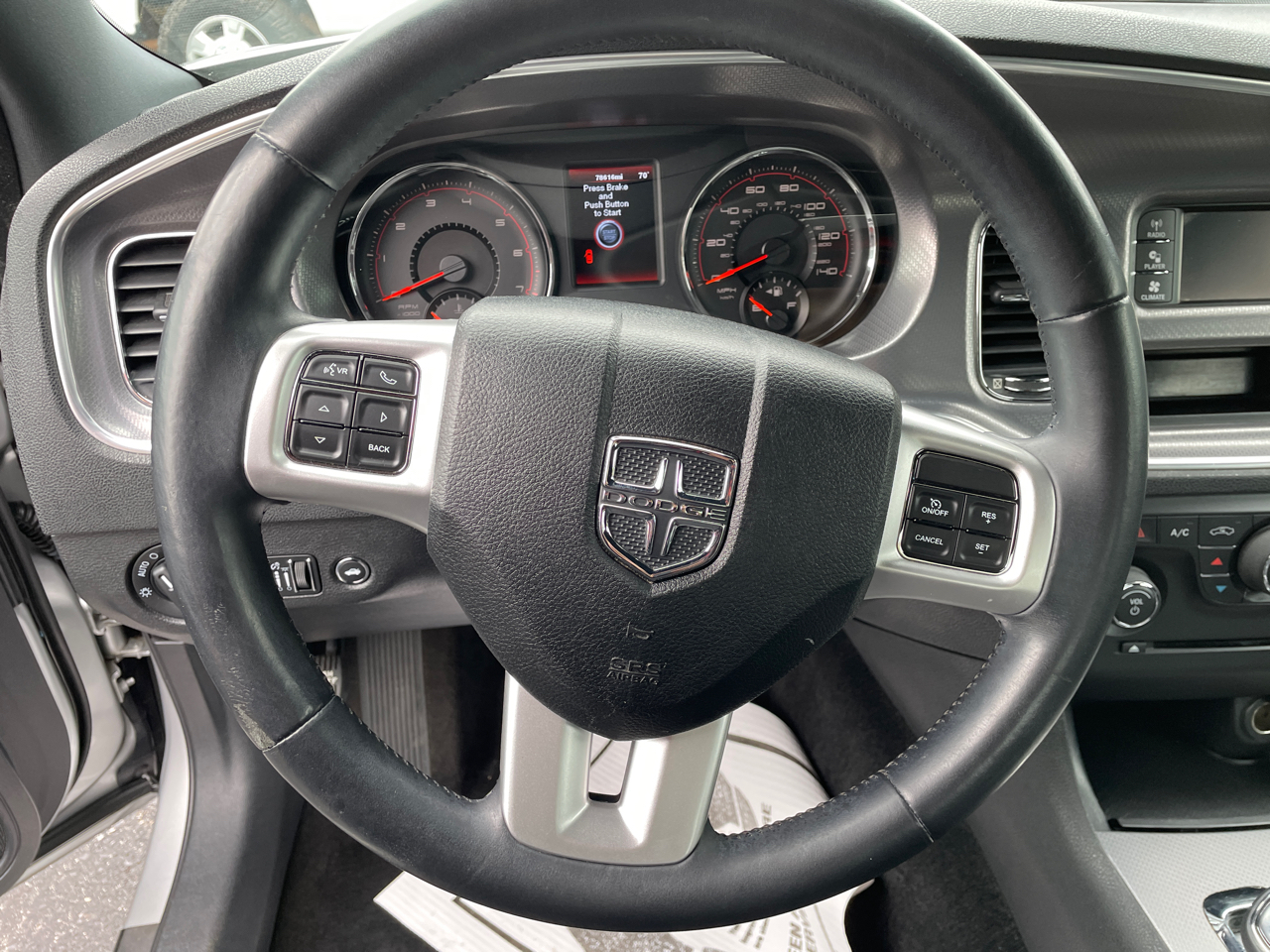 Dodge Charger 4dr Sdn SE RWD 2012 Dodge Charger 4dr Sdn SE RWD 2012