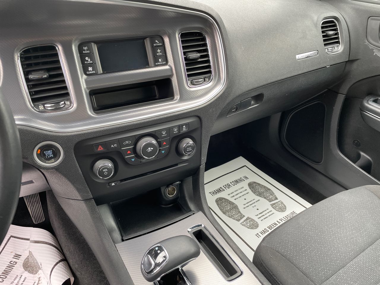 Dodge Charger 4dr Sdn SE RWD 2012 Dodge Charger 4dr Sdn SE RWD 2012