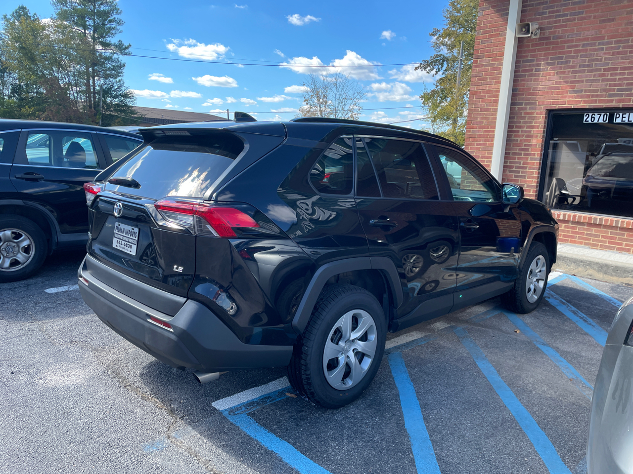 Toyota RAV4 LE FWD (Natl) 2021 Toyota RAV4 LE FWD (Natl) 2021