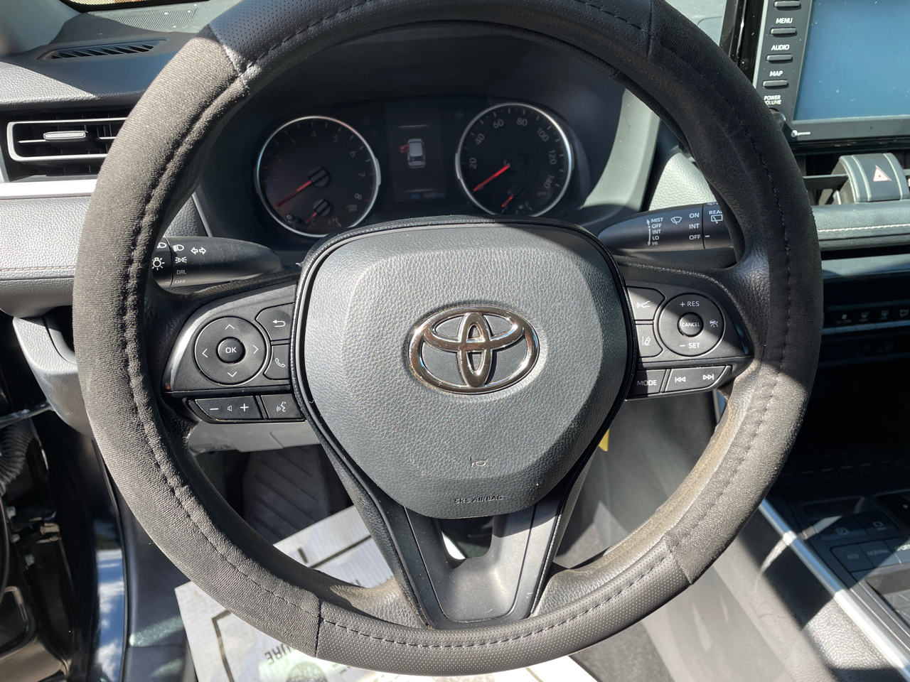 Toyota RAV4 LE FWD (Natl) 2021 Toyota RAV4 LE FWD (Natl) 2021