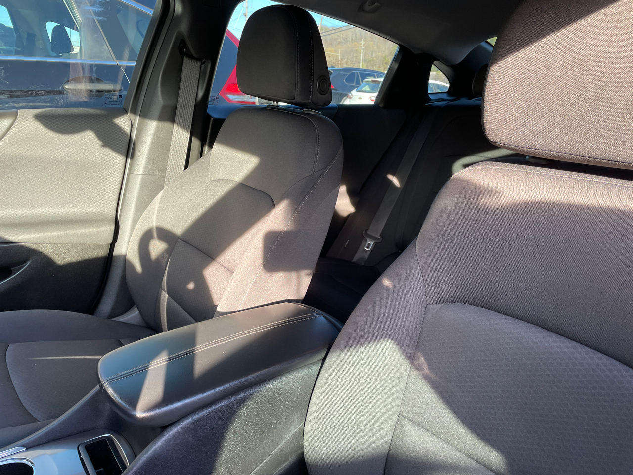 2019 Chevrolet Malibu 1LT photo 3