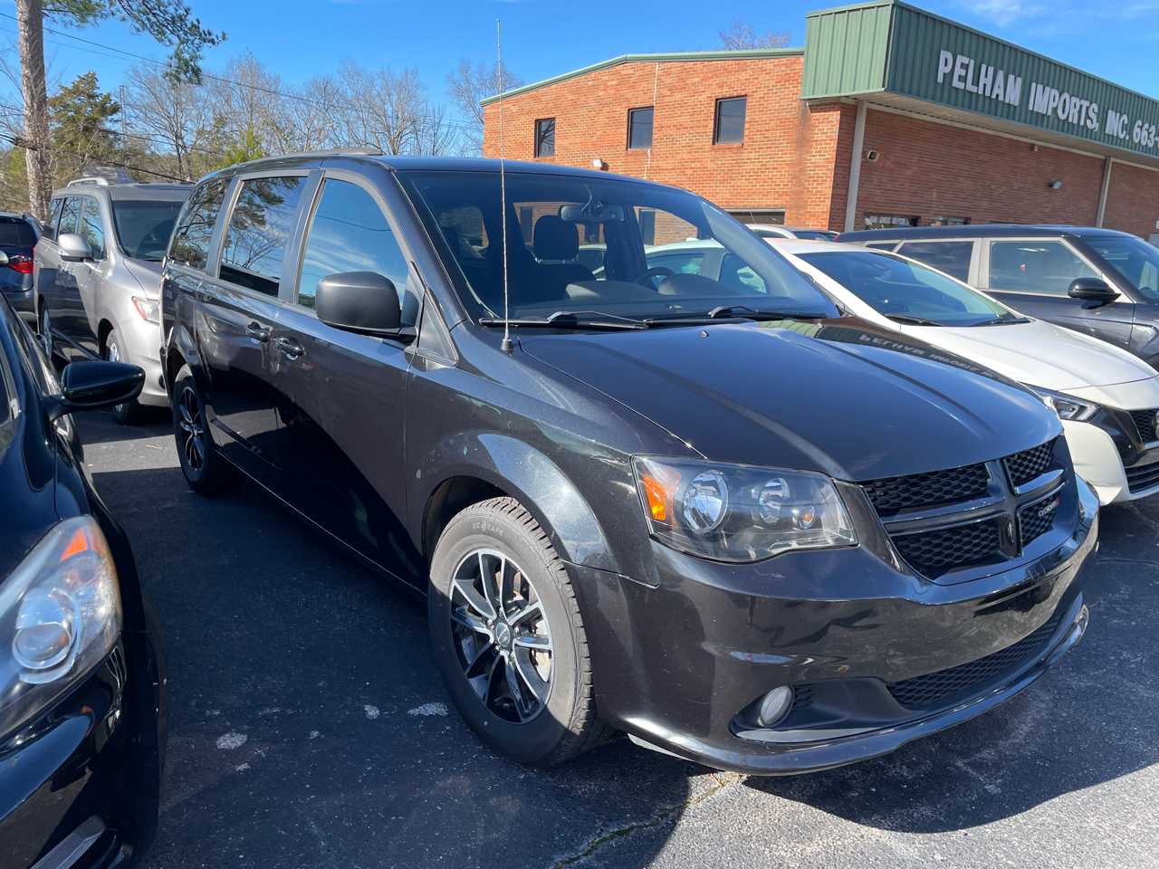 2018 Dodge Grand Caravan SE Plus photo 3