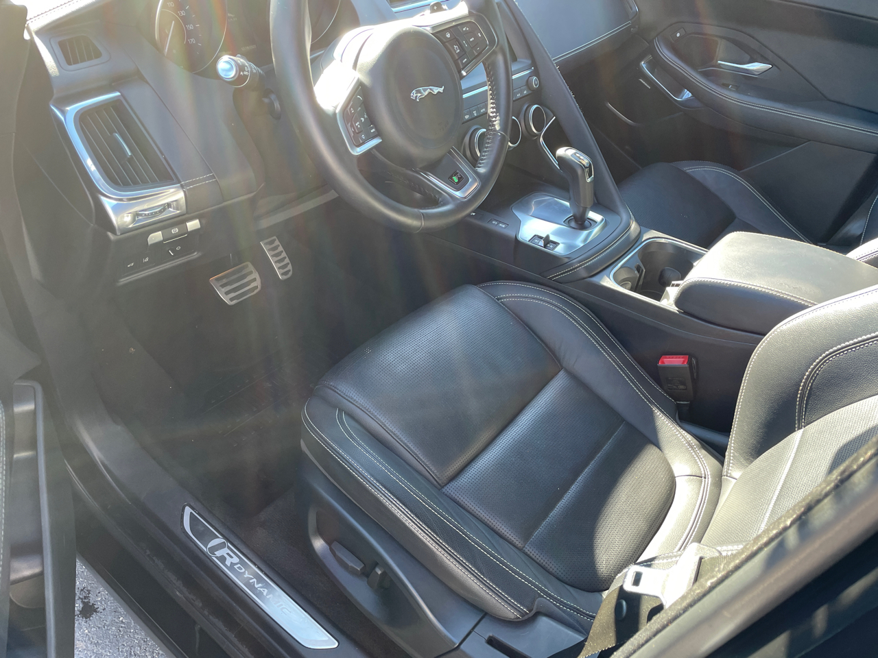 Jaguar E-Pace P300 AWD R-Dynamic S 2018