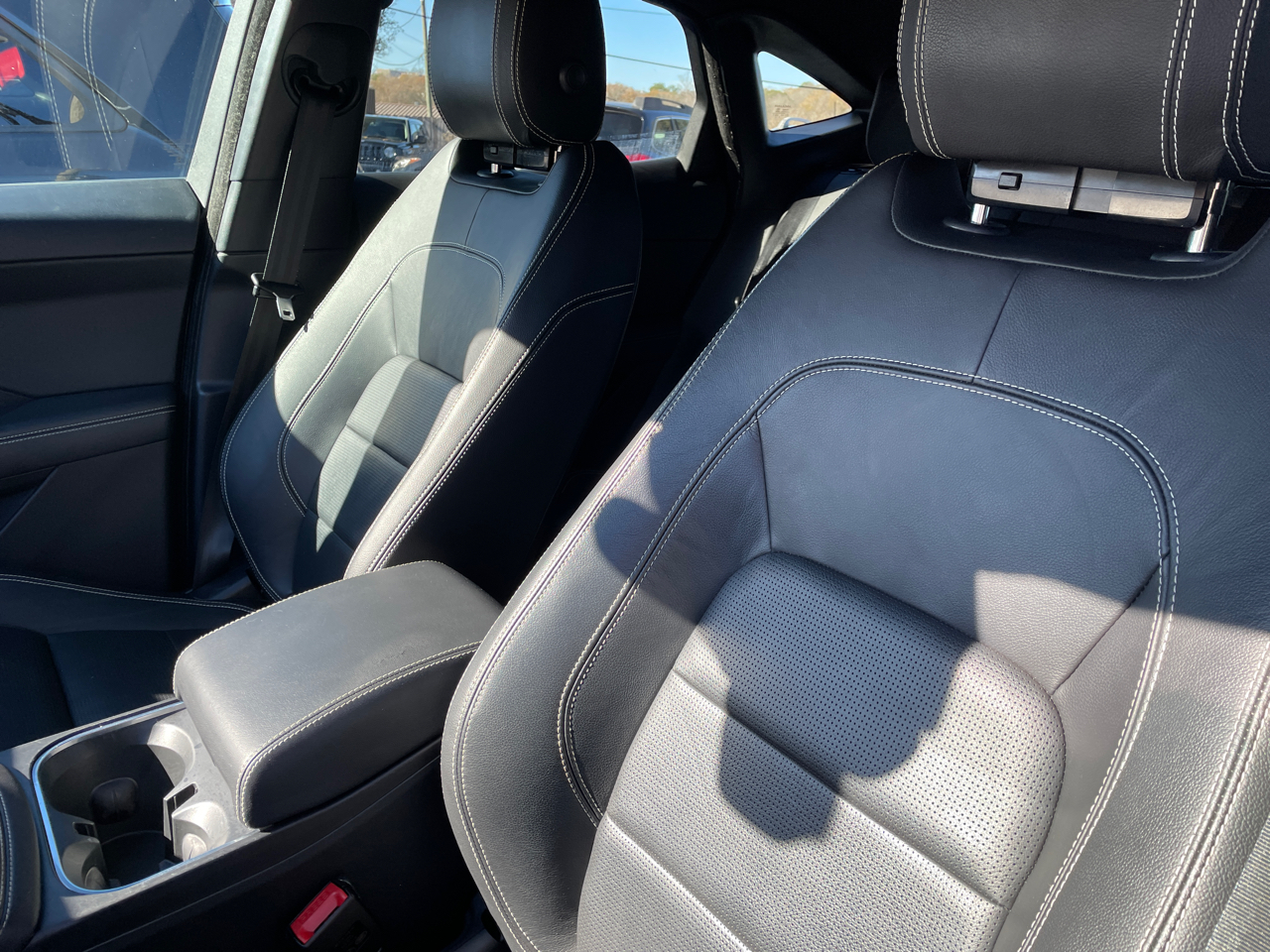 Jaguar E-Pace P300 AWD R-Dynamic S 2018