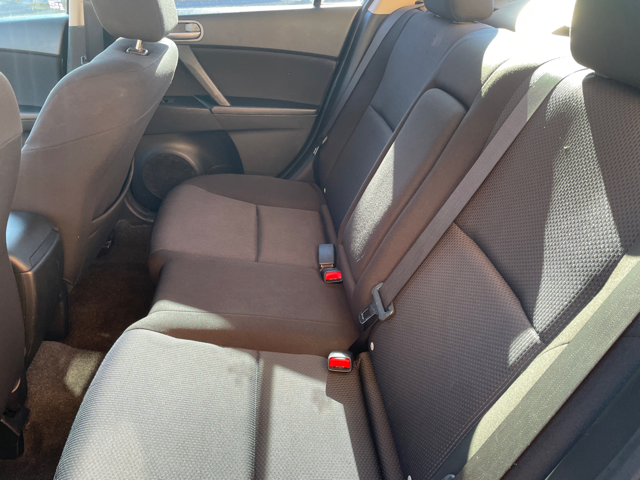 Mazda MAZDA3 4dr Sdn Auto i Touring 2011