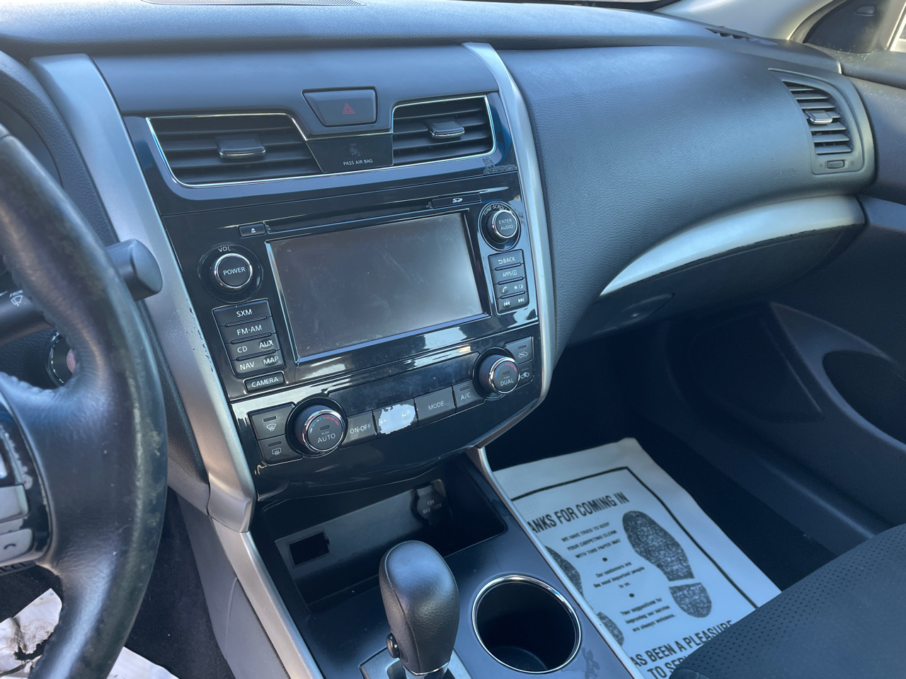 Nissan Altima 4dr Sdn I4 2.5 SR 2015