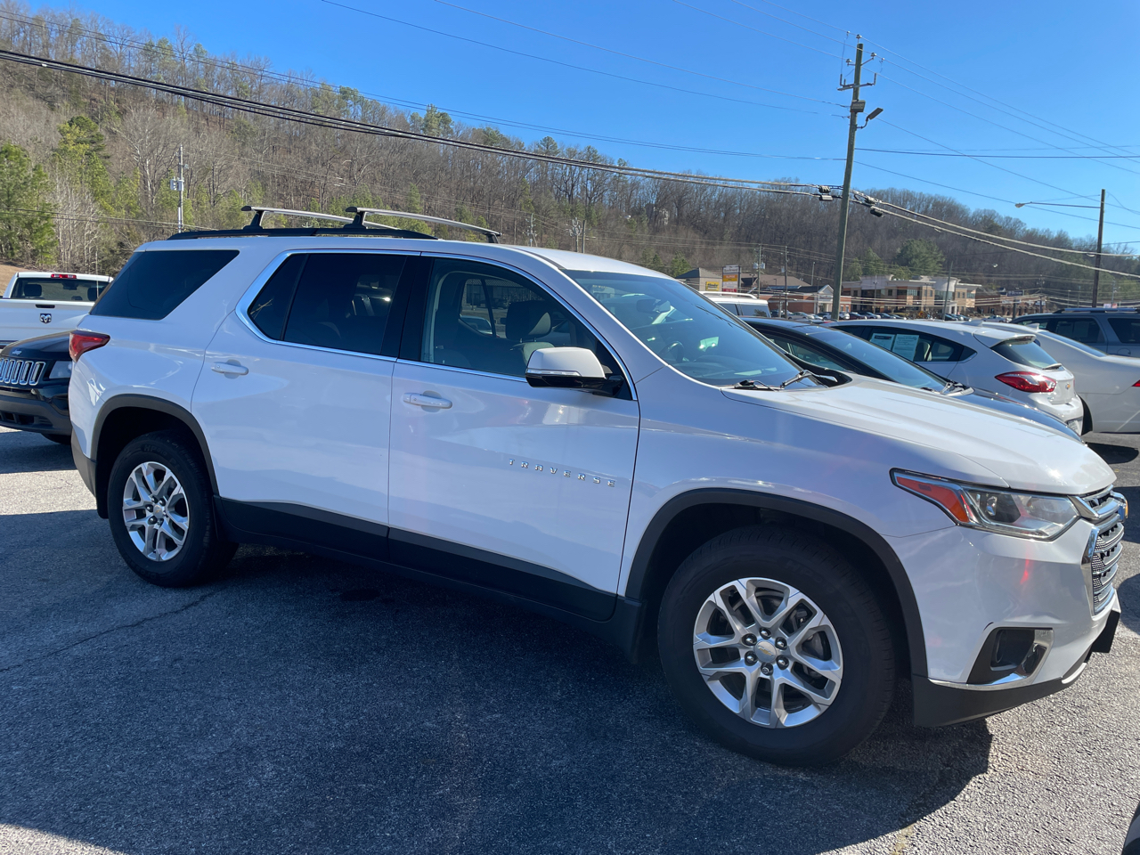 Chevrolet Traverse FWD 4dr LT Cloth w/1LT 2019