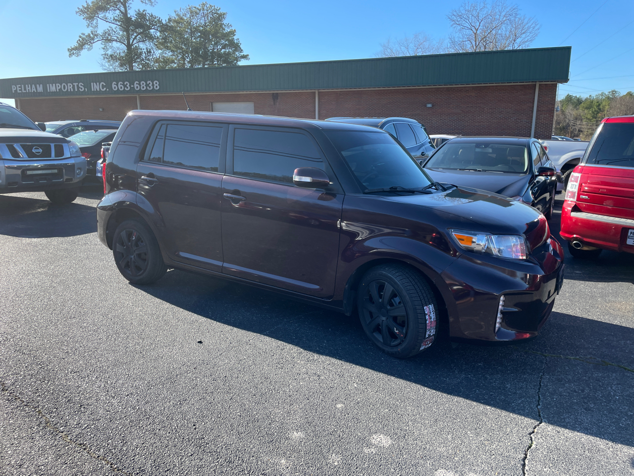 Scion xB 5-Door Wagon 4-Spd AT 2013