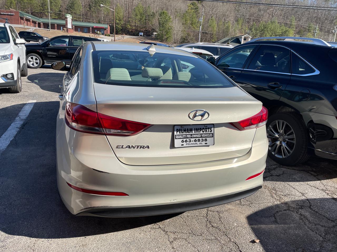 Hyundai Elantra SE 2.0L Auto (Alabama) 2017