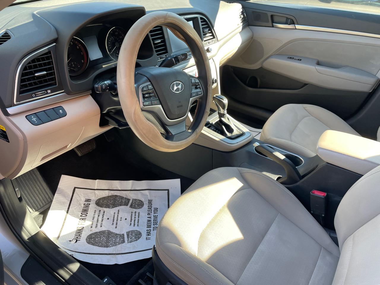 Hyundai Elantra SE 2.0L Auto (Alabama) 2017