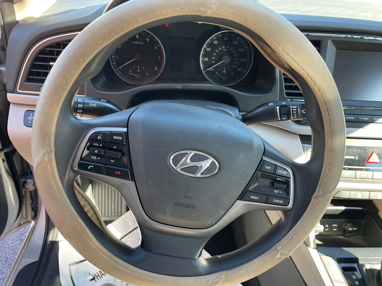 Hyundai Elantra SE 2.0L Auto (Alabama) 2017