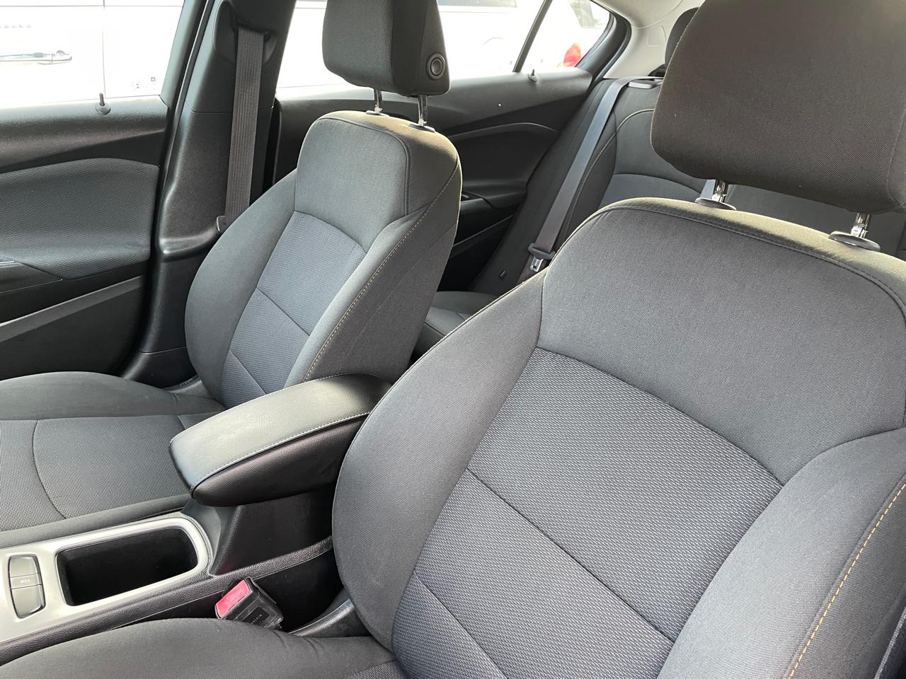 Chevrolet Cruze 4dr Sdn 1.4L LS w/1SB 2017