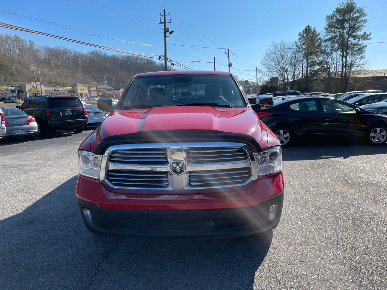 RAM 1500 4WD Quad Cab 140.5" SLT 2016