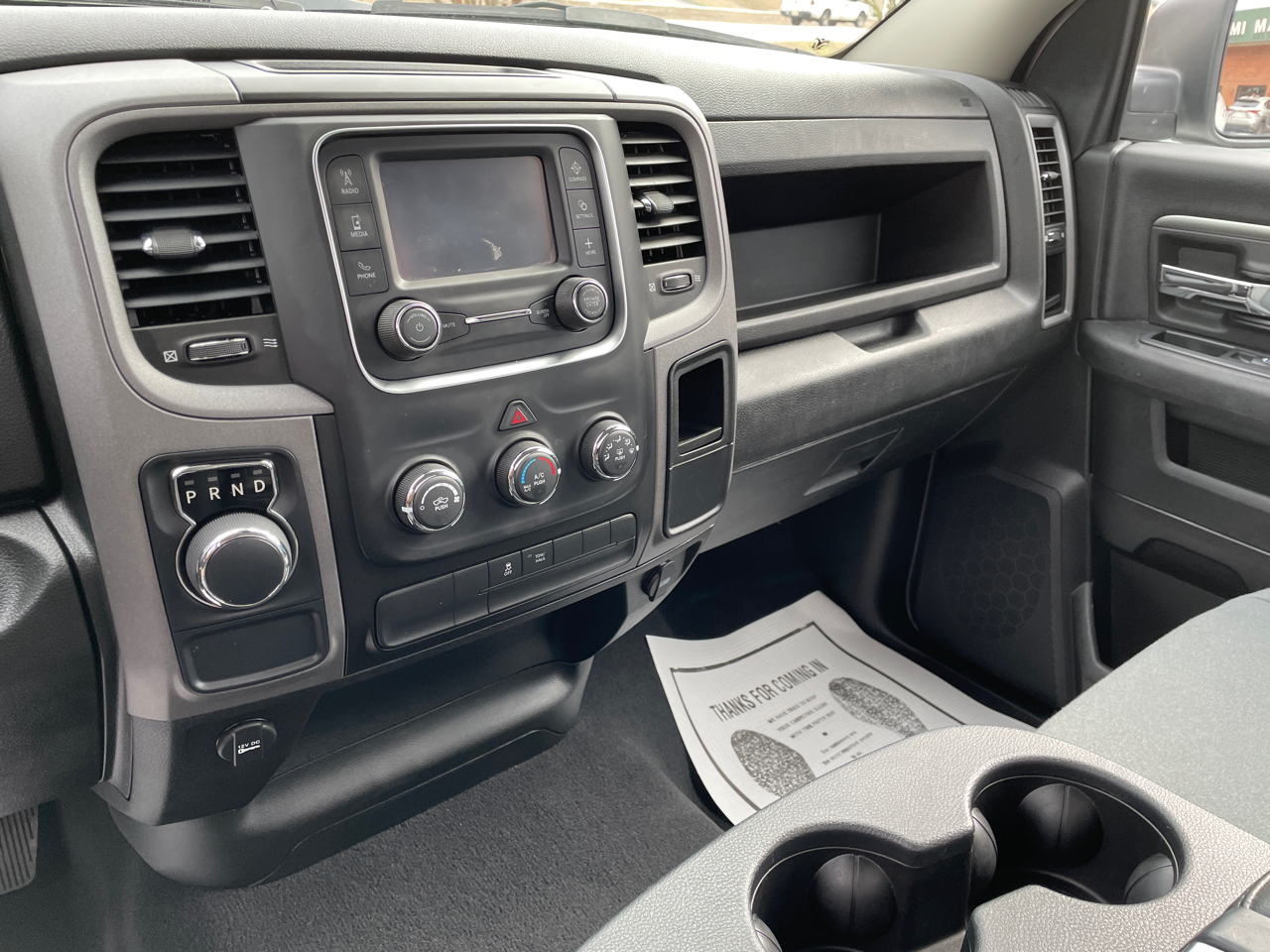 RAM 1500 Classic Tradesman 4x2 Reg Cab 8' Box 2021