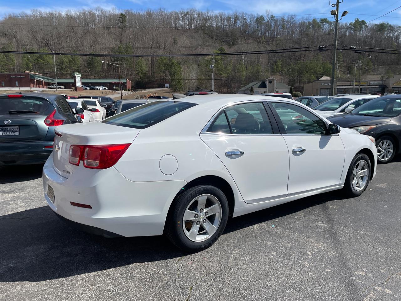 Chevrolet Malibu 4dr Sdn LS w/1FL 2015