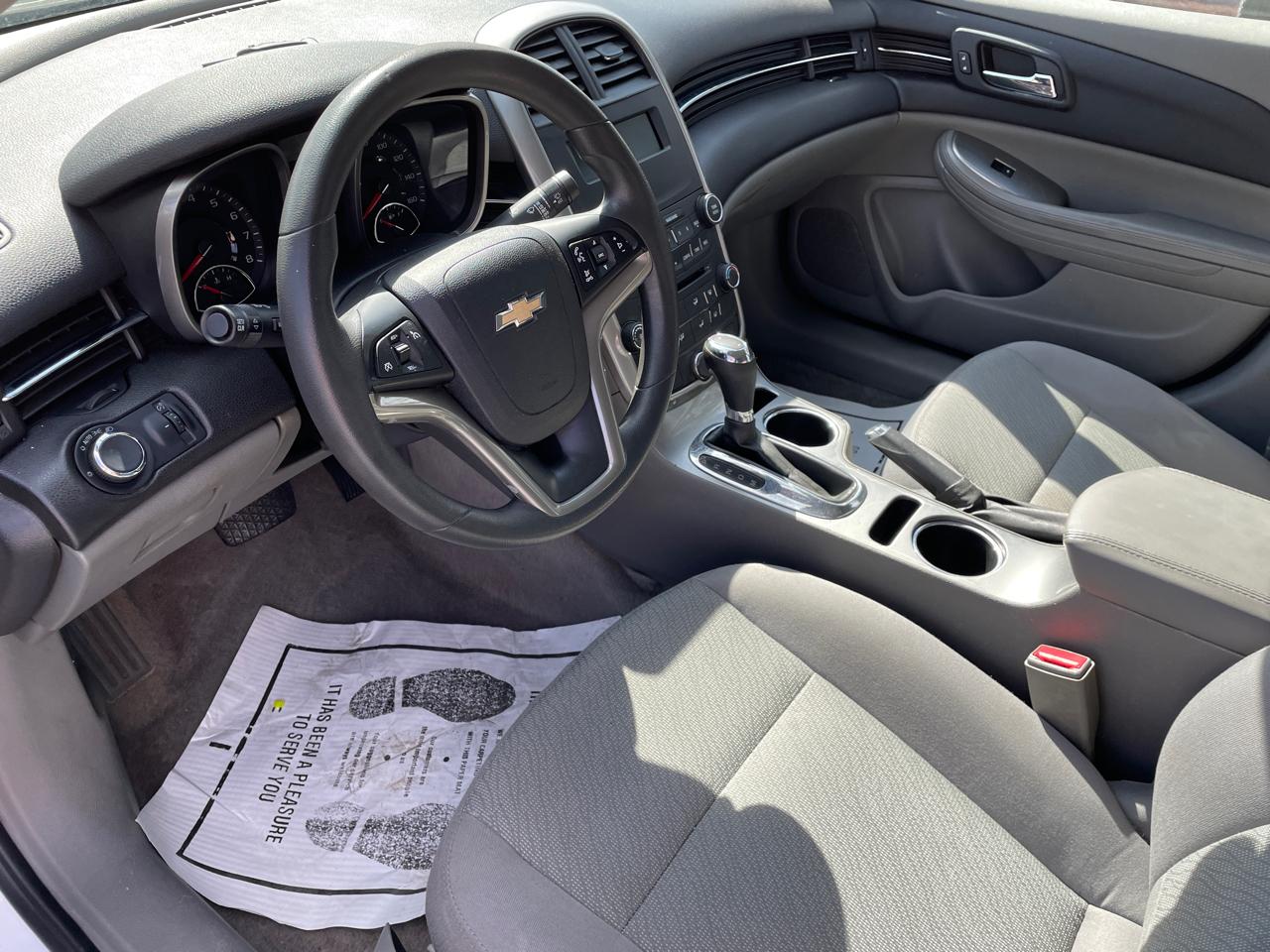 Chevrolet Malibu 4dr Sdn LS w/1FL 2015