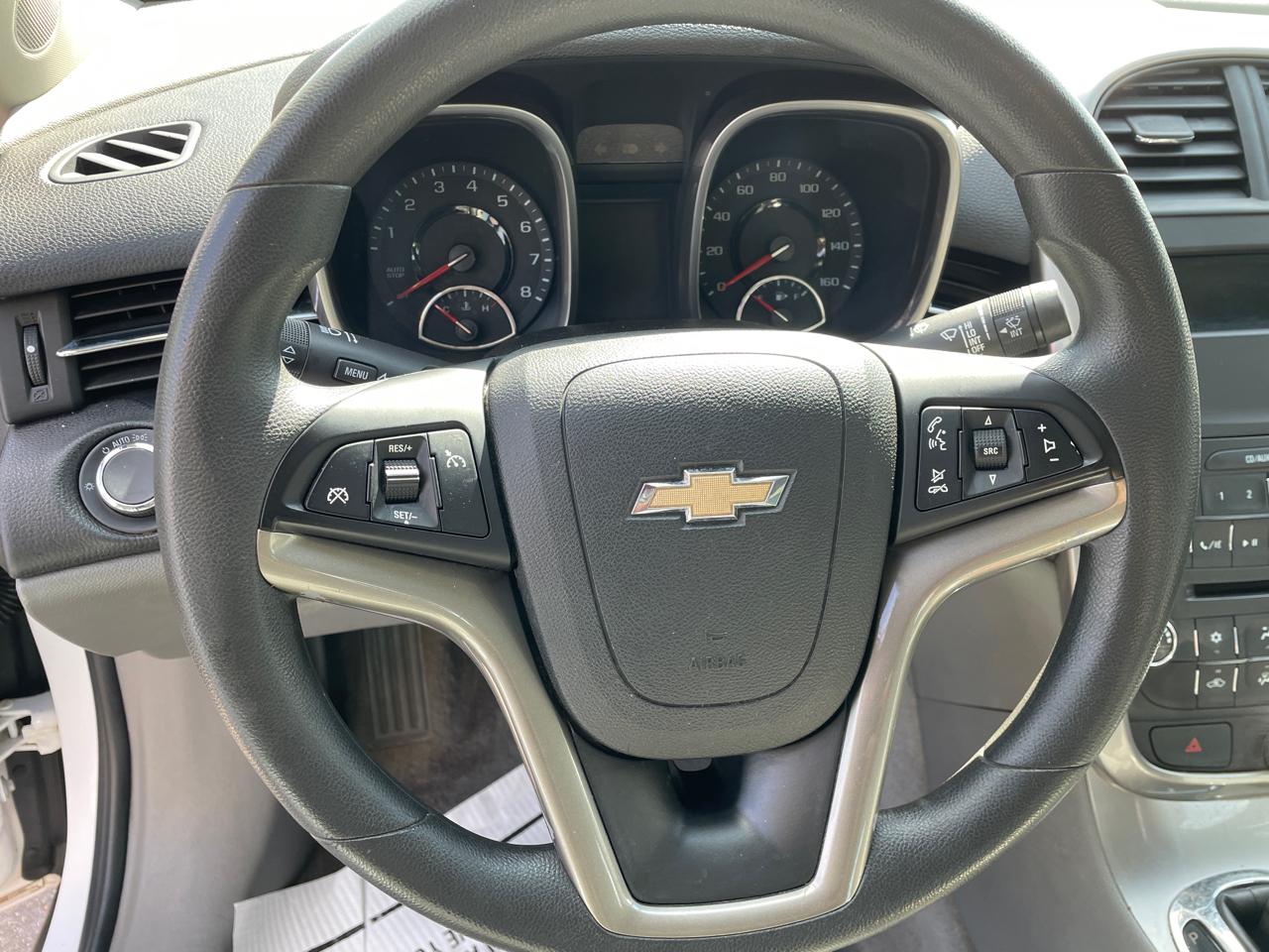 Chevrolet Malibu 4dr Sdn LS w/1FL 2015