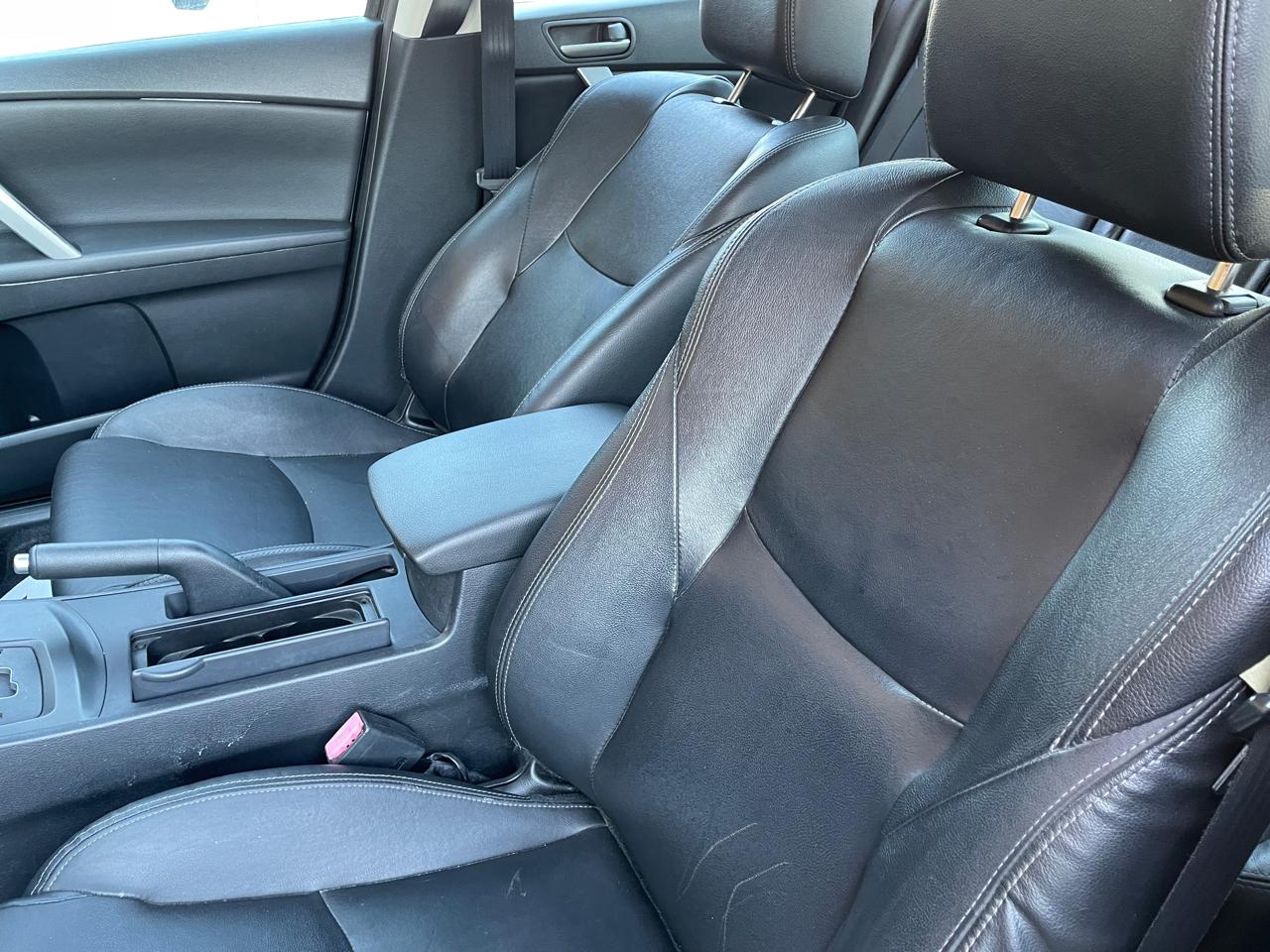 Mazda MAZDA3 4dr Sdn Man i Grand Touring 2013