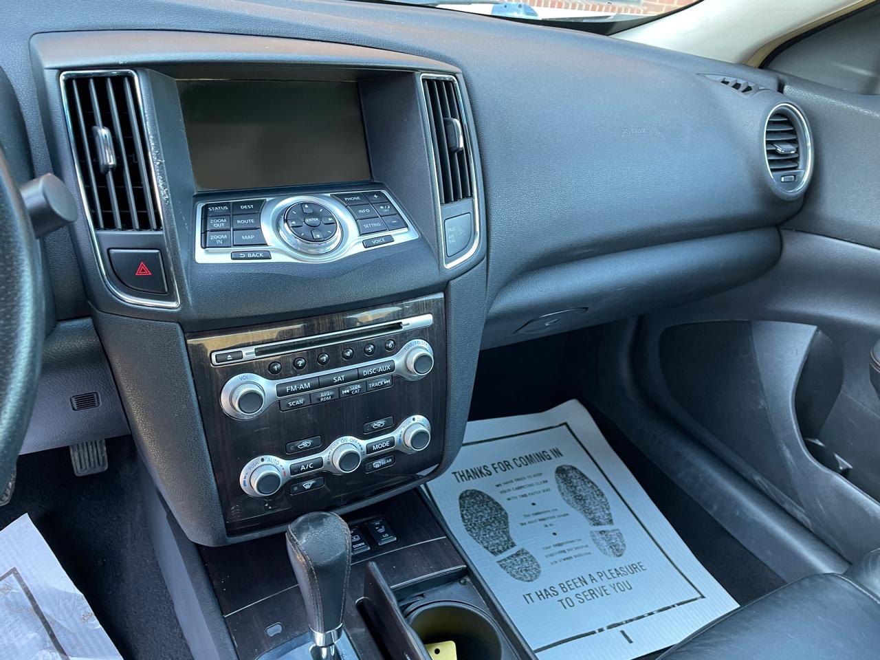 Nissan Maxima 4dr Sdn 3.5 SV w/Premium Pkg 2013