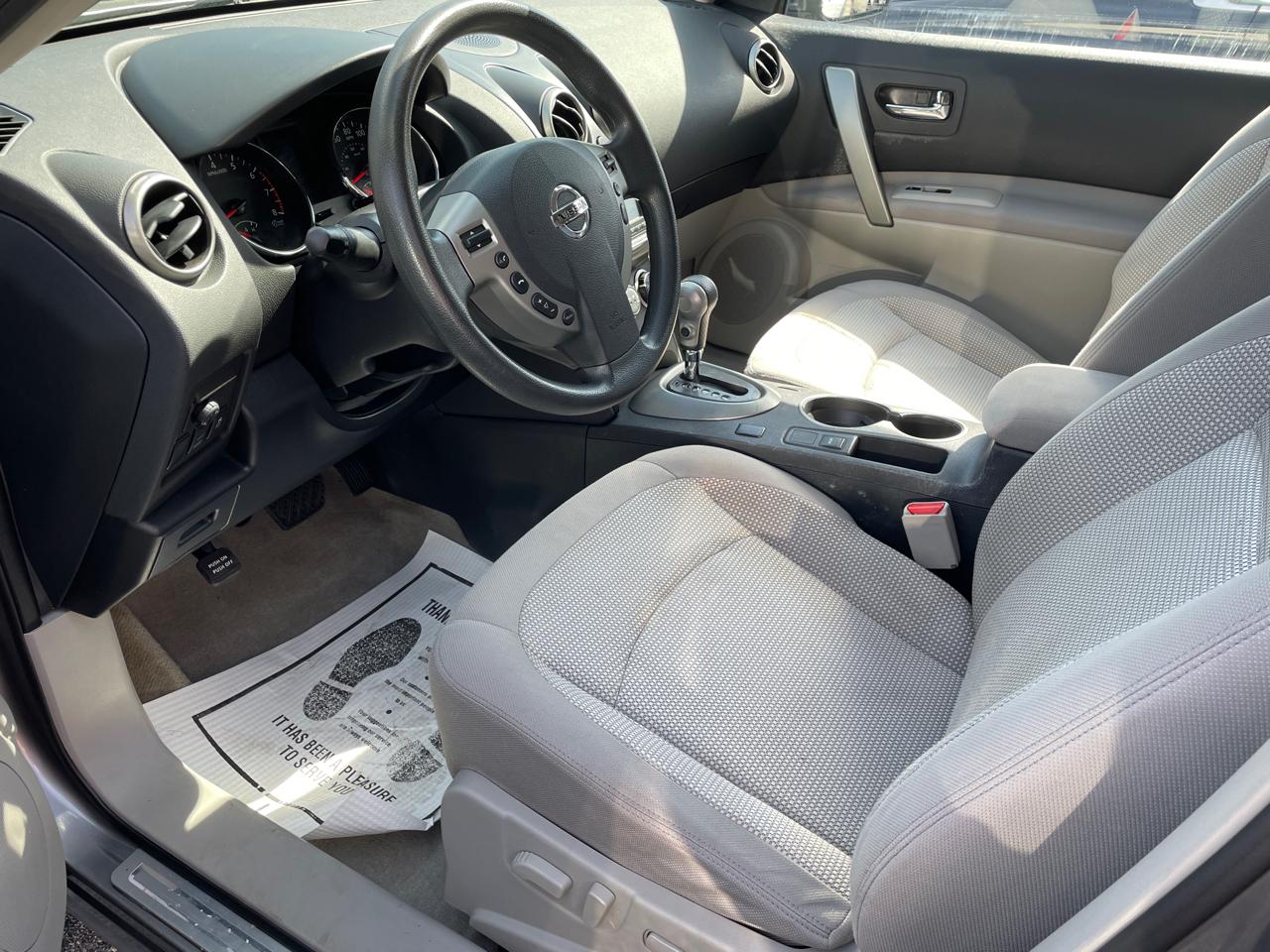 Nissan Rogue AWD 4dr SV 2012