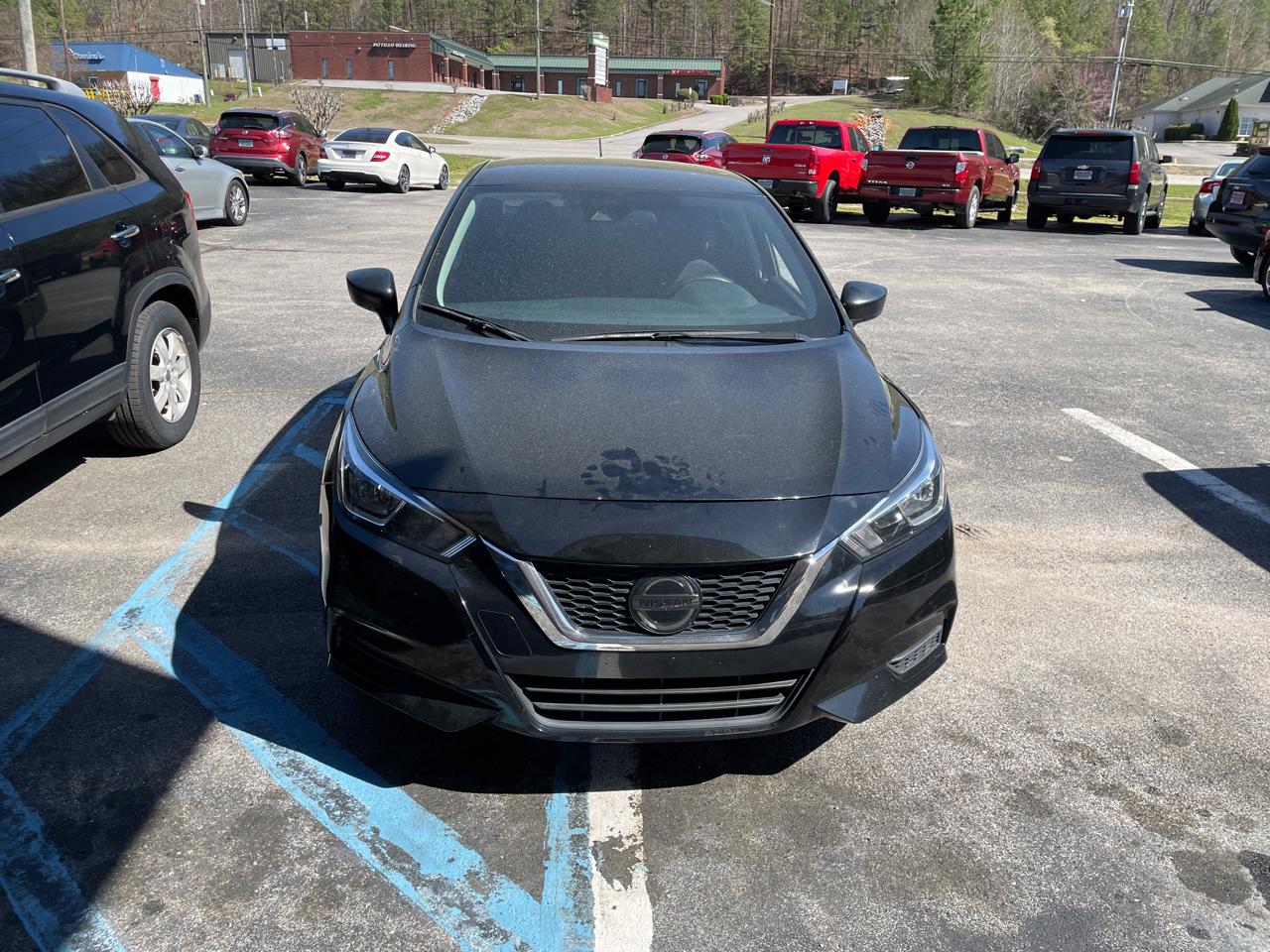 Nissan Versa SV 2021