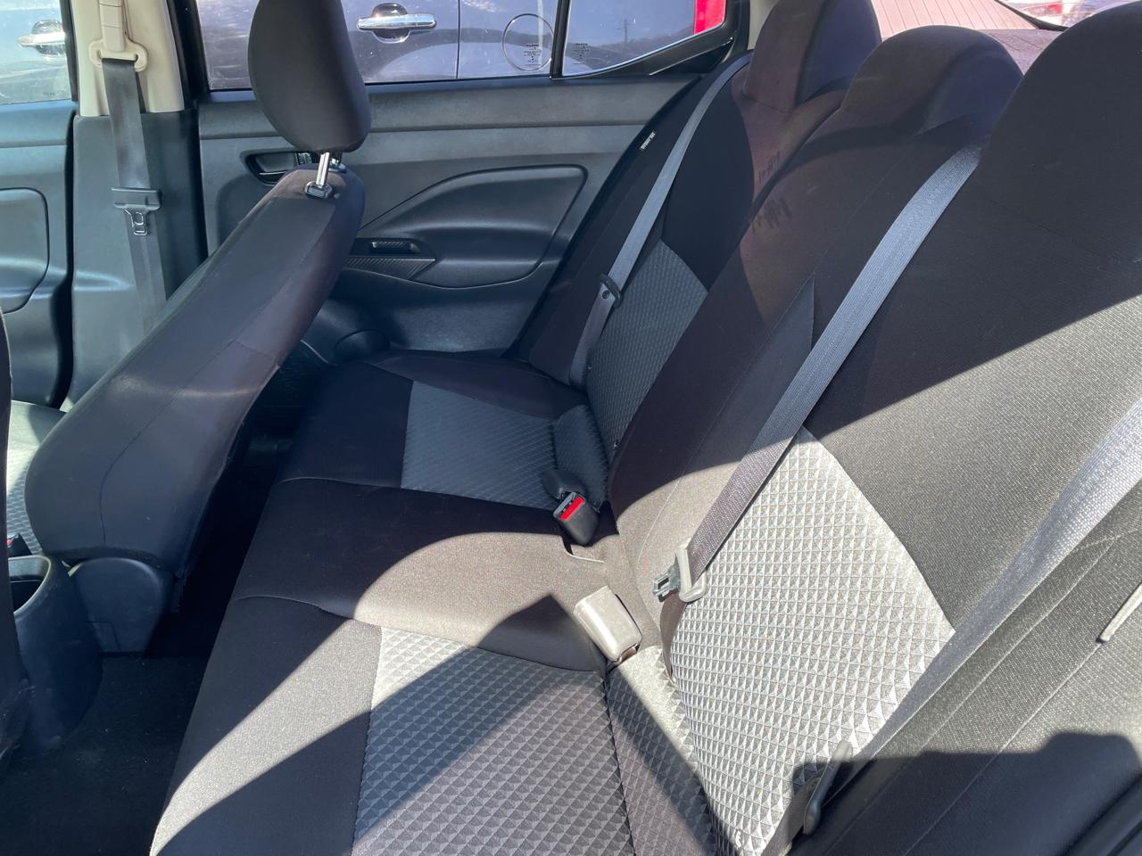 Nissan Versa SV 2021