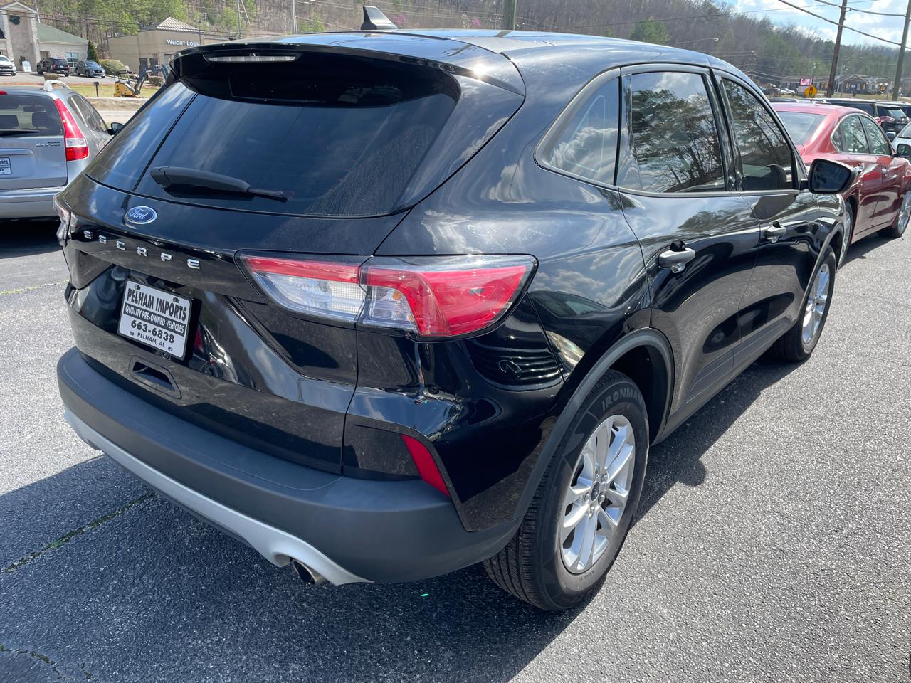 Ford Escape S FWD 2022